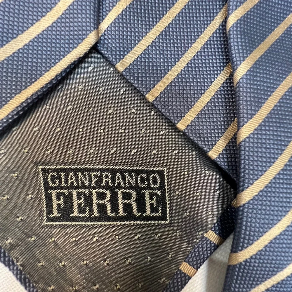 Gianfranco‎ Ferre Silk Tie Blue Gold Diagonal Stripe Made in Italy Mens Necktie